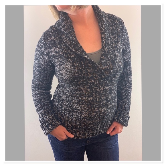 White House Black Market Sweaters - White House Black Market Marled v neck sweater